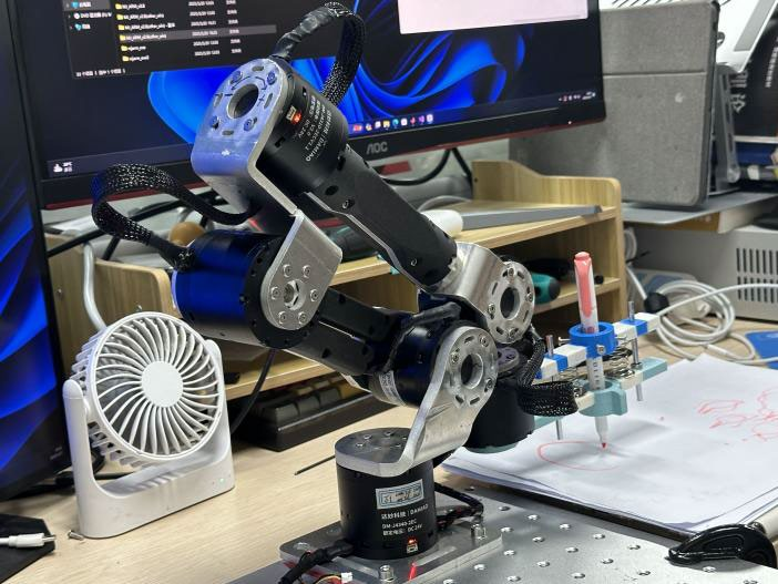 6-DOF Robotic Sketching & 3D Projection